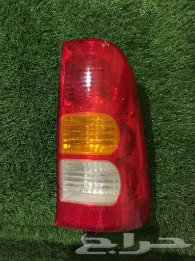 قطع غيار هيلوكس للبيع 2