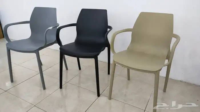 كراسي بلاستك مراسي فيبر 24