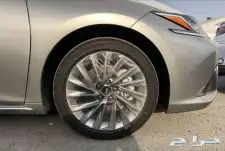 جنوط لكزز isمقاس18موديل2020 11