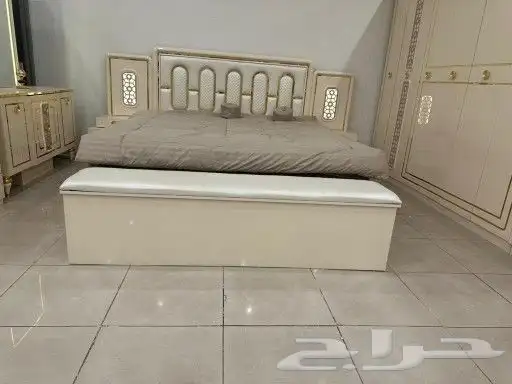 غرف نوم مميزه وشيك جديده بلكرتون باسعار مختلفه 12