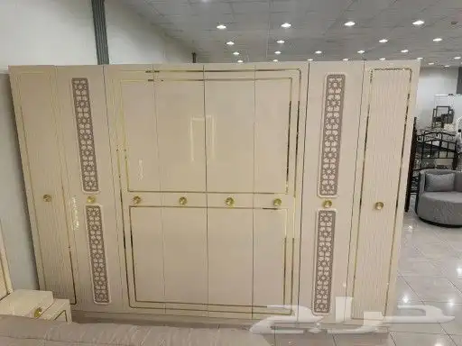 غرف نوم مميزه وشيك جديده بلكرتون باسعار مختلفه 25