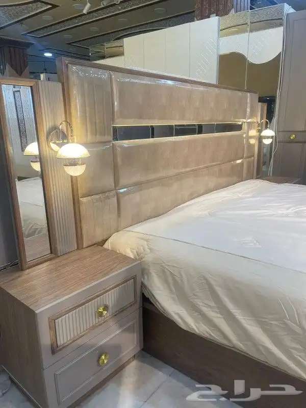 غرف نوم مميزه وشيك جديده بلكرتون باسعار مختلفه 3
