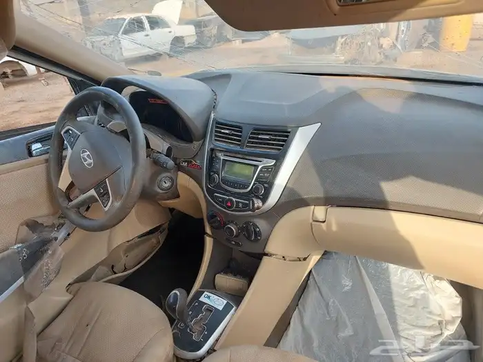 هونداي اكسنت 2015قطع غيار تشليح 5