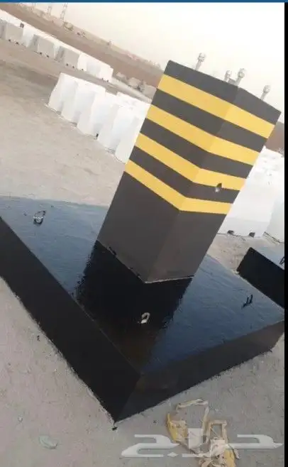 قواعد خرسانيه للاعمده ومستلزمات الحدائق والاماكن العام 2
