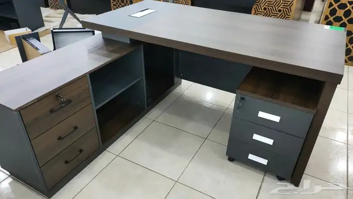 اثاث مكتبي   مكاتب وكراسي وكونترات 10