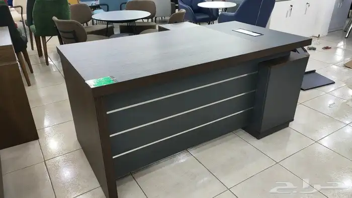 اثاث مكتبي   مكاتب وكراسي وكونترات 9