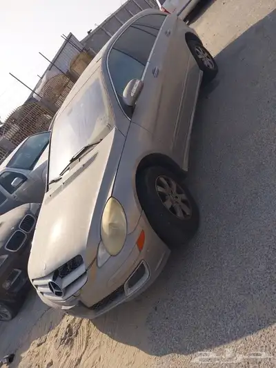 تشليح قطع غيار فقط مرسيدس R350 3