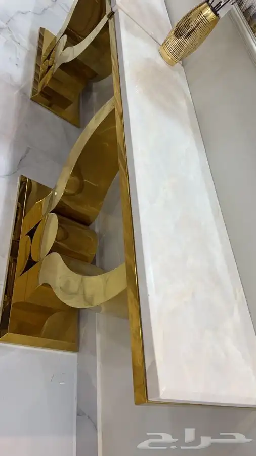 مدخل أو إستقبال أو طاولة بوفيه 0