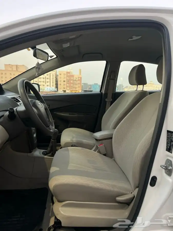 يارس 9 0 0 2 مخزن تم البيع 14