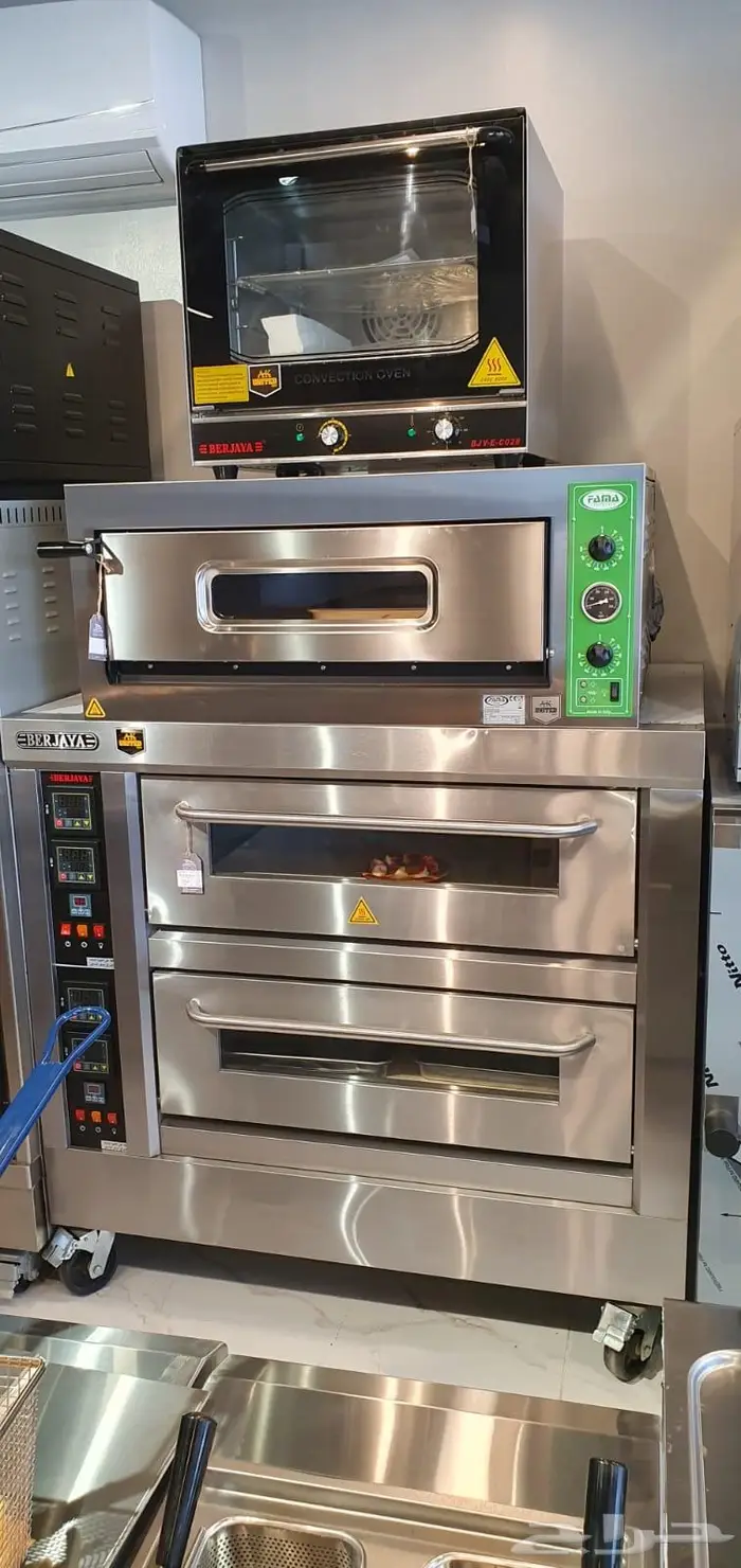 ثلاجة حلويات فوق الكاونتر صانعات ثلج 12