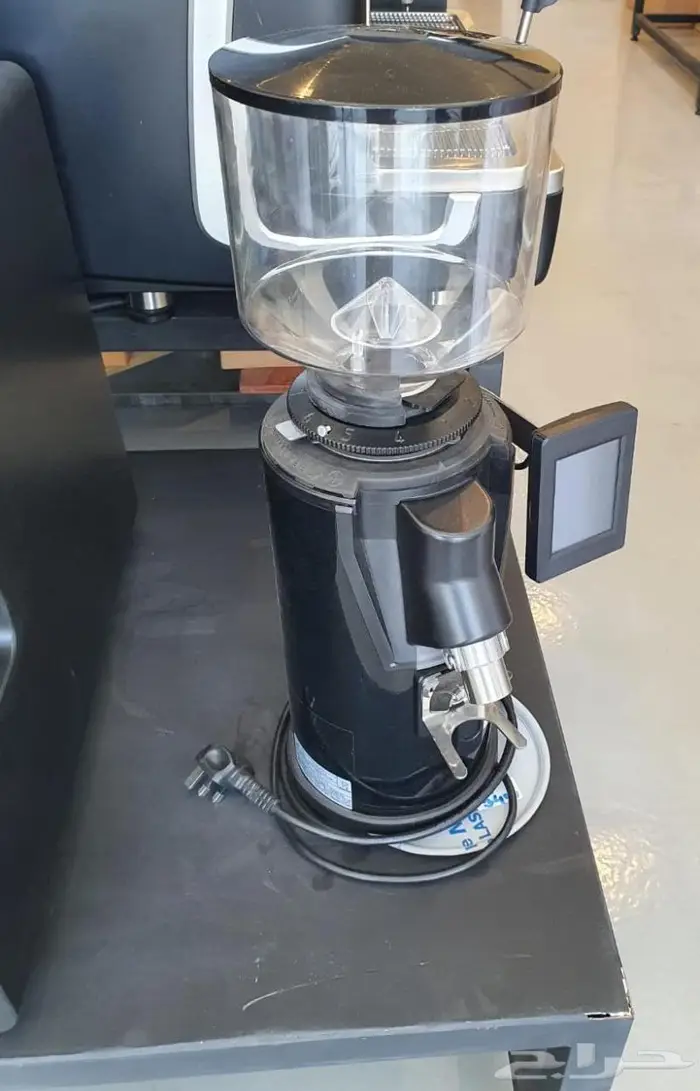 ثلاجة حلويات فوق الكاونتر صانعات ثلج 53