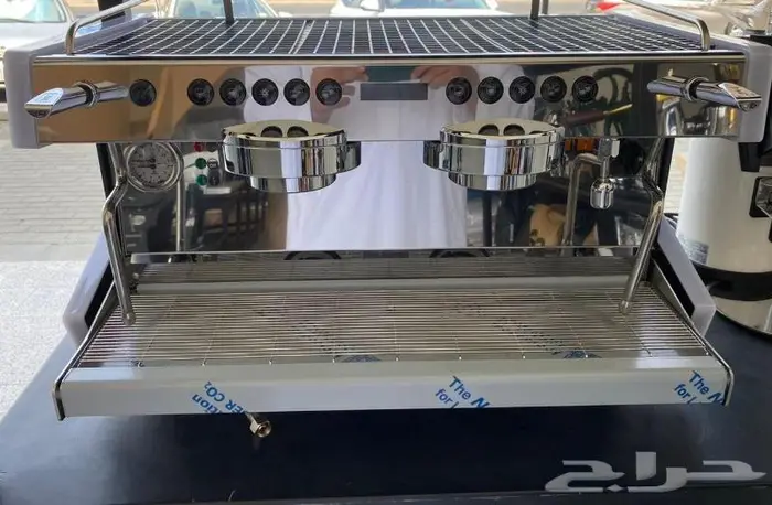 ثلاجة حلويات فوق الكاونتر صانعات ثلج 42