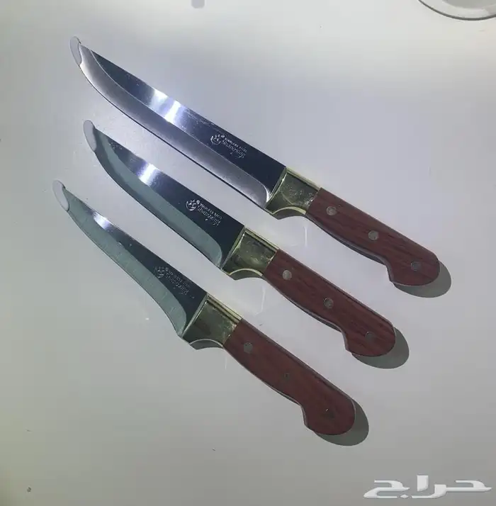 للبيع طقم سكاكين حادة 0
