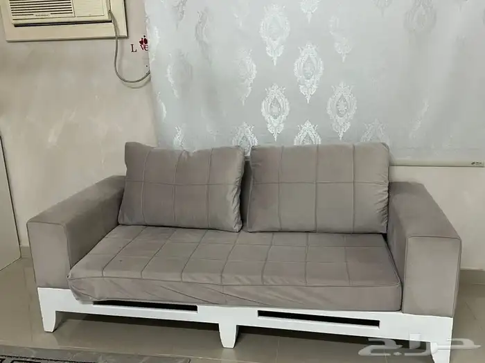 كنب مفصل خشب ثقيل للبيع 0