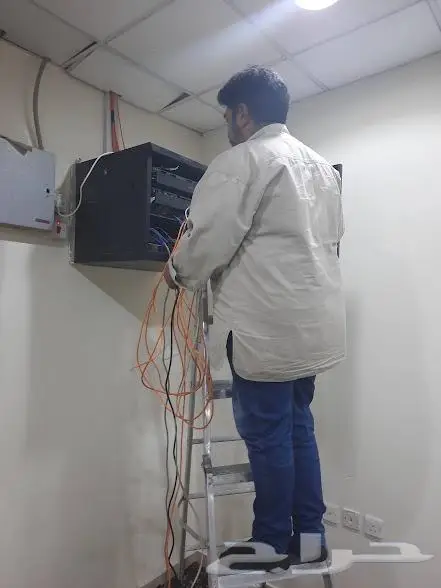 كاميرات انتركم شبكات سماعات جهاز بصمه فايبر 60