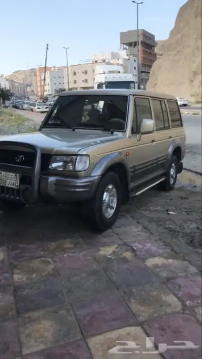 جيب جالوبر 2001 4