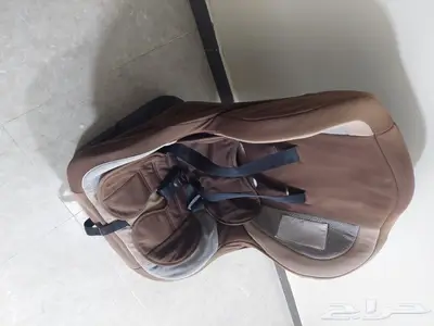كرسي أطفال مستخدم نظيف 1