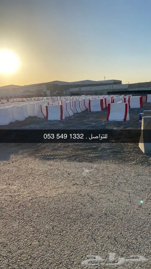 سفتي نيوجرسي حواجز خرسانية وقواعد انارة وزينة حدائق 3