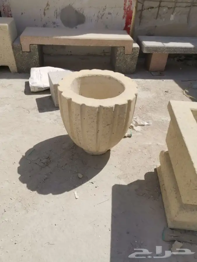 سفتي نيوجرسي حواجز خرسانية وقواعد انارة وزينة حدائق 34