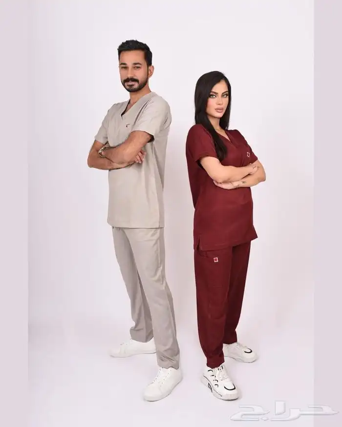 تصوير طاقم طبي وزي موحد 19