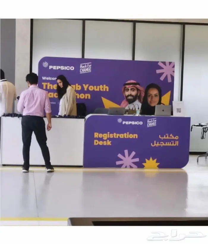 استيكرات و ستاندات معارض 4