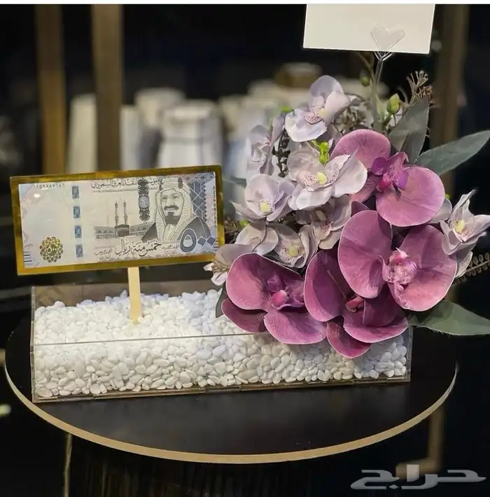 تنسيق هدايا ورد خميس مشيط ابها ..توصيل ورد هدايا الجنوب 50