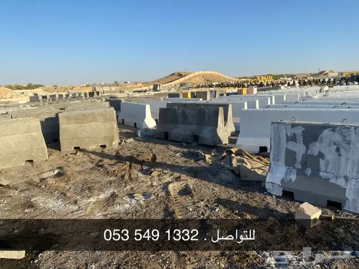سفتي نيوجرسي حواجز خرسانية وقواعد انارة وزينة حدائق 22