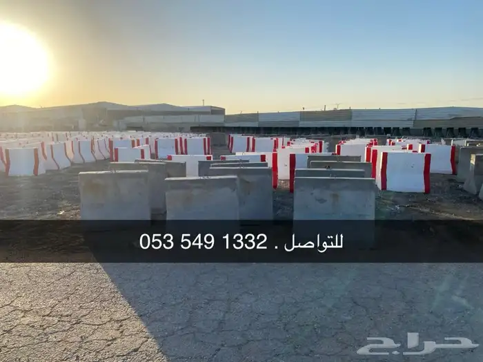 سفتي نيوجرسي حواجز خرسانية وقواعد انارة وزينة حدائق 0