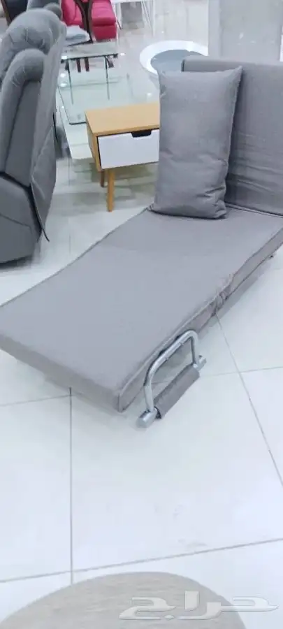 كرسي يصبح سرير 6