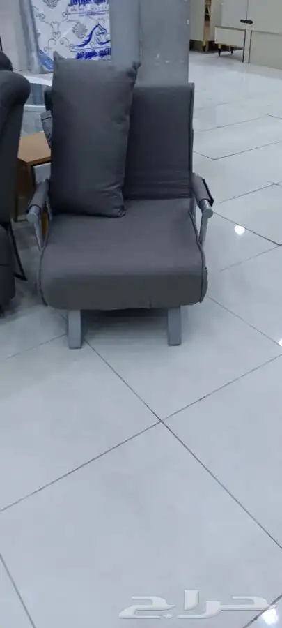 كرسي يصبح سرير 4