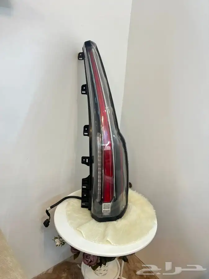 اصطب اسكاليد2015-2020. صدام خلفي 3