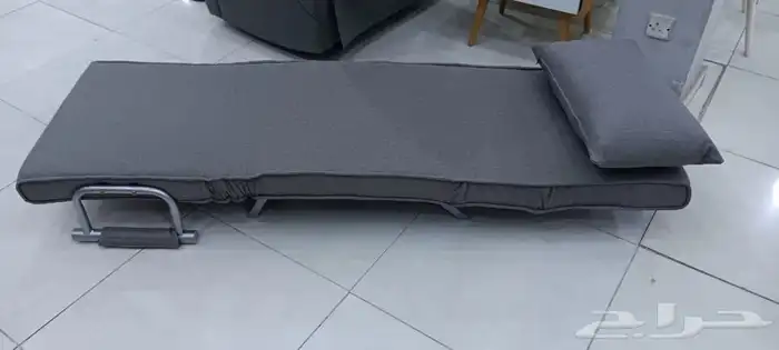 كرسي يصبح سرير 8