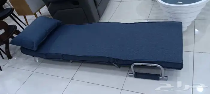 كرسي يصبح سرير 3