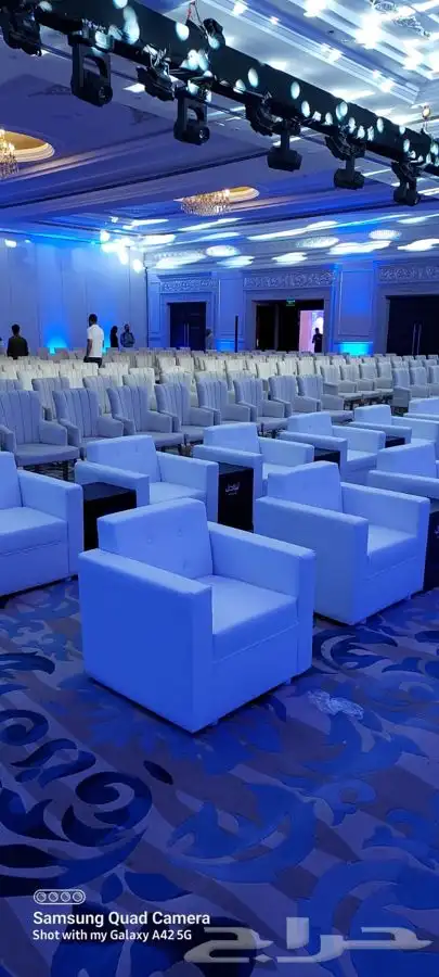 ايجار طاولات و كراسي وكنب 6