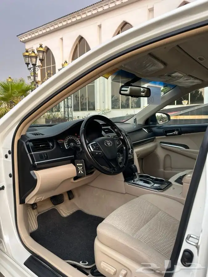 ( مباع ) كامري 2016 GLX وكالة 30