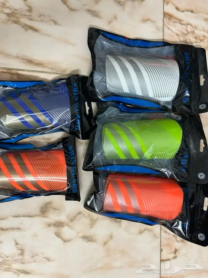 مستلزمات رياضية ملابس فنون قتالية كورة طائرة وكورة سلة 10