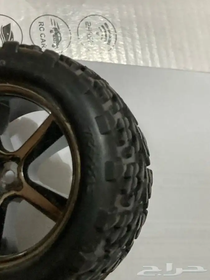 كفرات مع الجنوط Traxxas 4