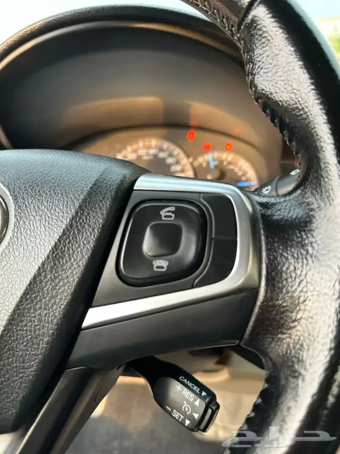 ( مباع ) كامري 2016 GLX وكالة 37