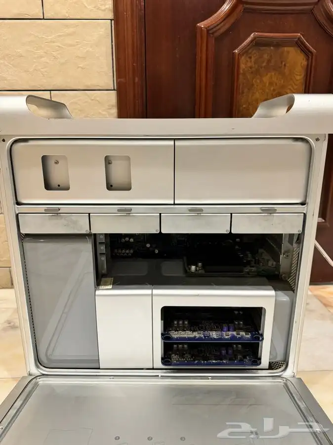 كمبيوتر ماك برو Apple Mac Pro 3