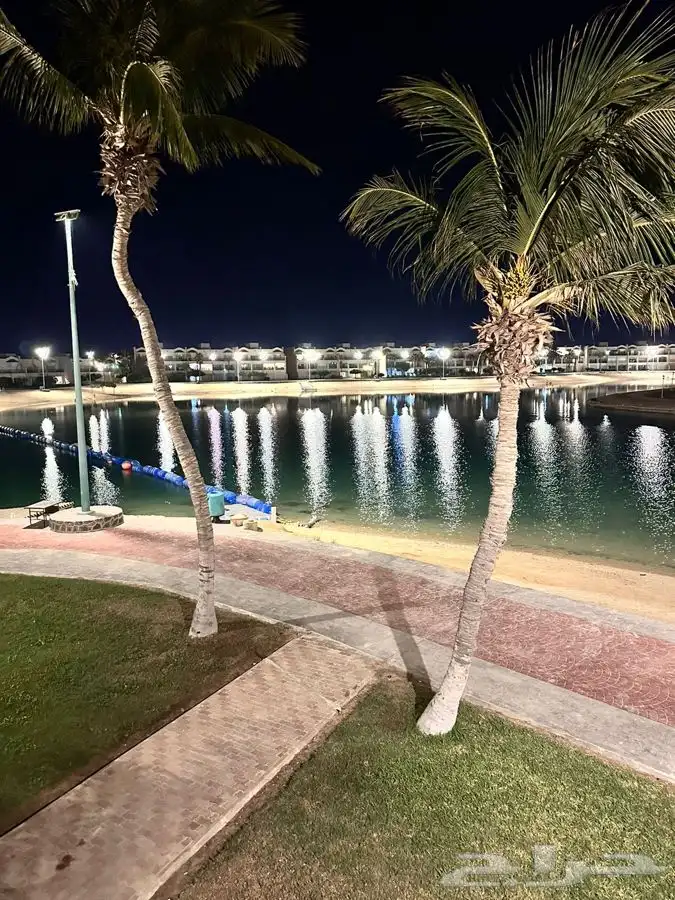شاليه منتجع درة العروس على البحر مباشرة 0