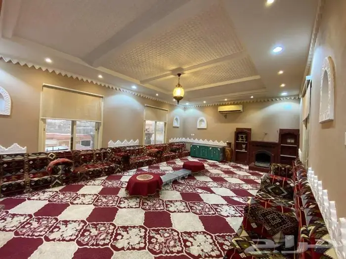 منتجع 13