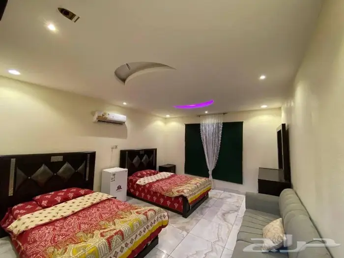 منتجع 18