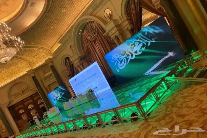 شاشات عرض عملاقه 2