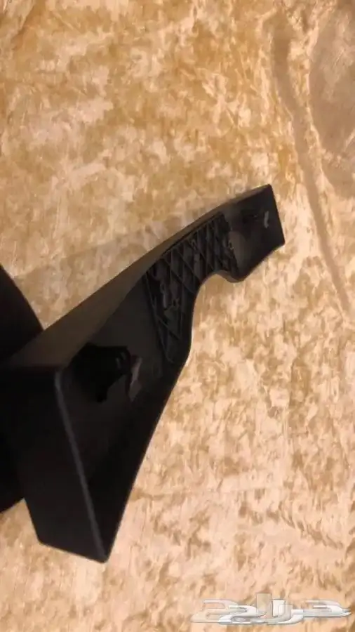 قاعده لوحه طويله ملكيه تركب على اغلب السيارات 32