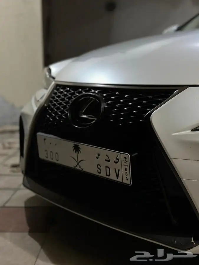 قاعده لوحه طويله ملكيه تركب على اغلب السيارات 5