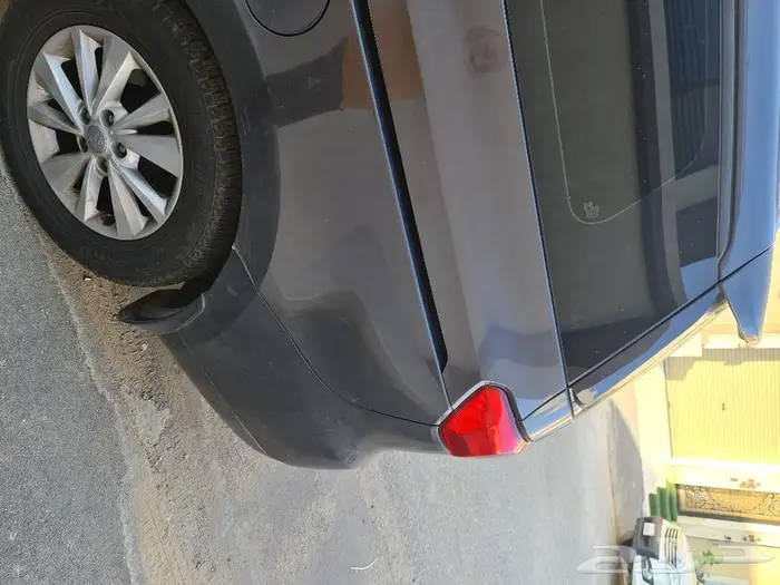 كرنفال نظيف جدا سياره عائليه 1