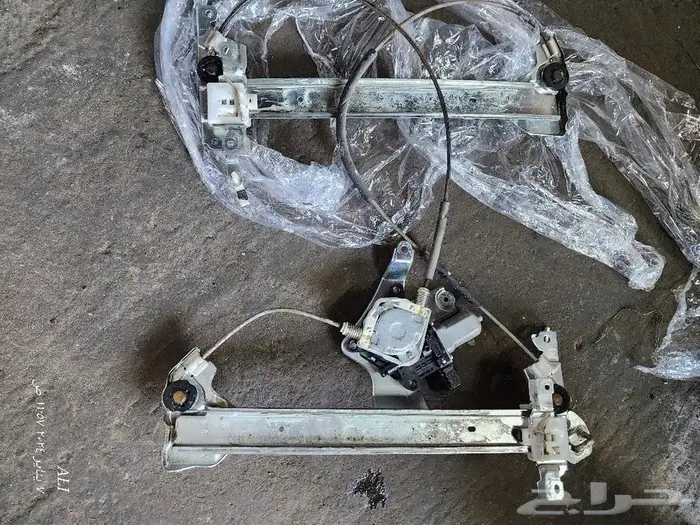 قطع غيار تاندرا سكويا تندرا سيكويا قطع غيار تشليح 83