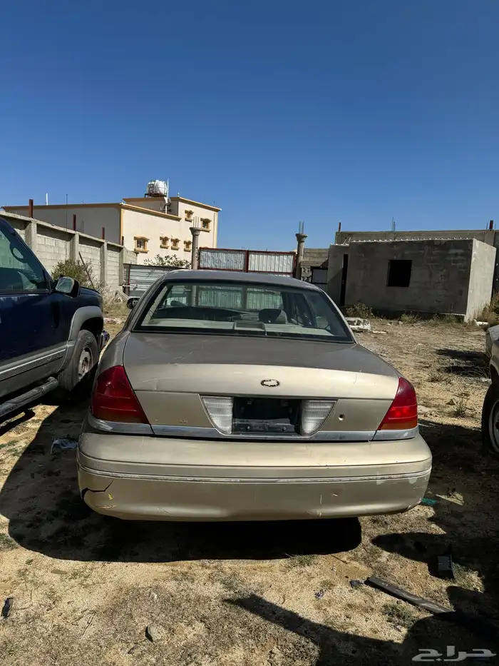 فورد تشليح قطع غيار 10