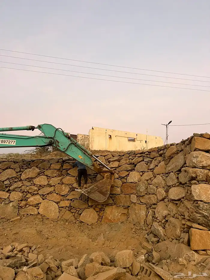 بوكلين بناء حجر قص هدم هدد ردم حفر ترحيل ب المجارده وضواحيها 3