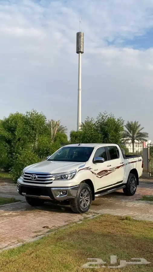 تويوتا هايلكس 2020 فل كامل (تم البيع الله يبارك للمشتري) 3